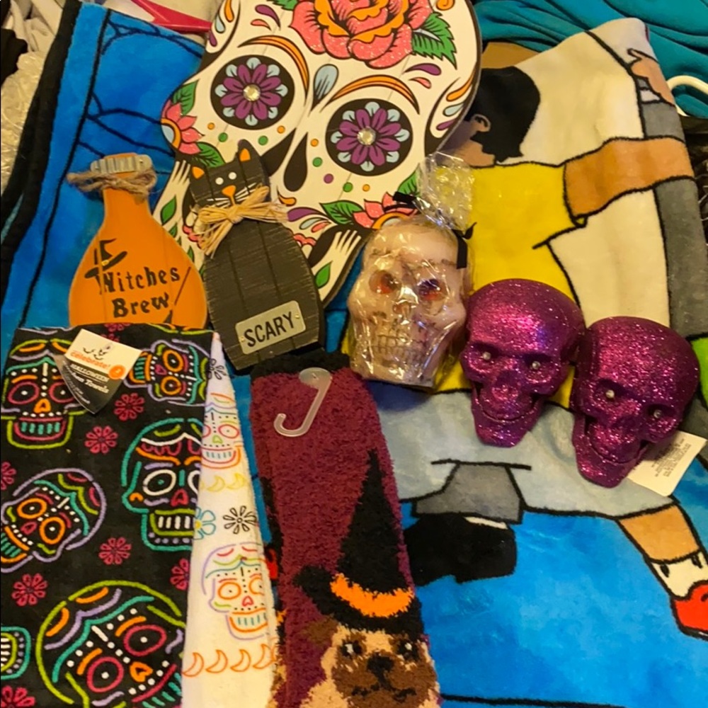 Halloween decor bundle